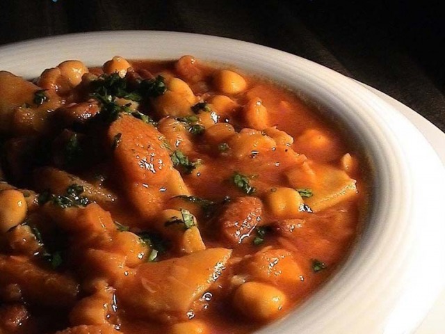 Garbazos con Callos