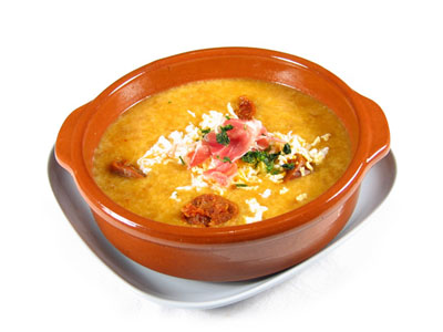 Sopa de maiz con merluza